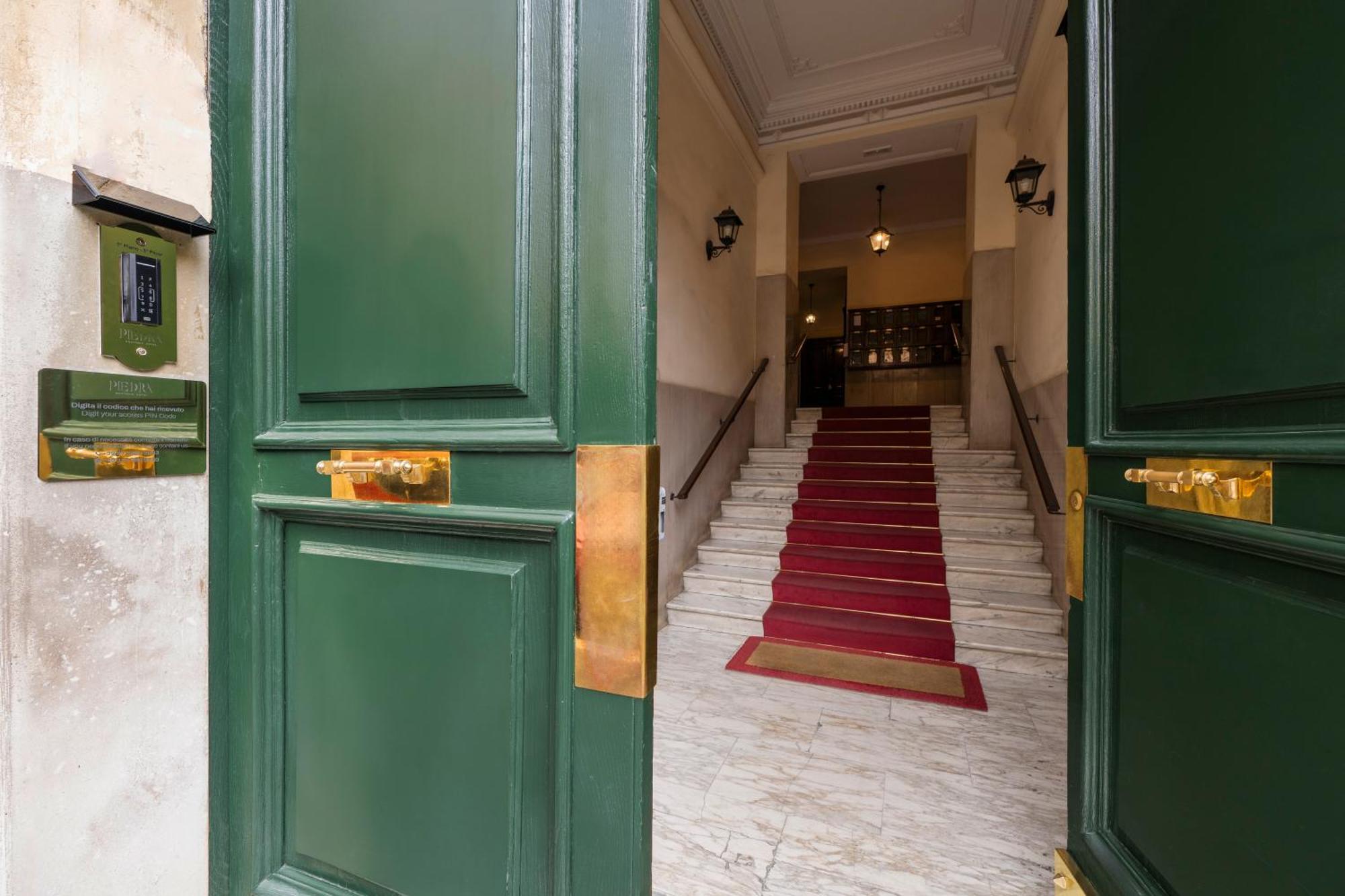 Boutique Hotel Piedra Rome City Centre Zewnętrze zdjęcie